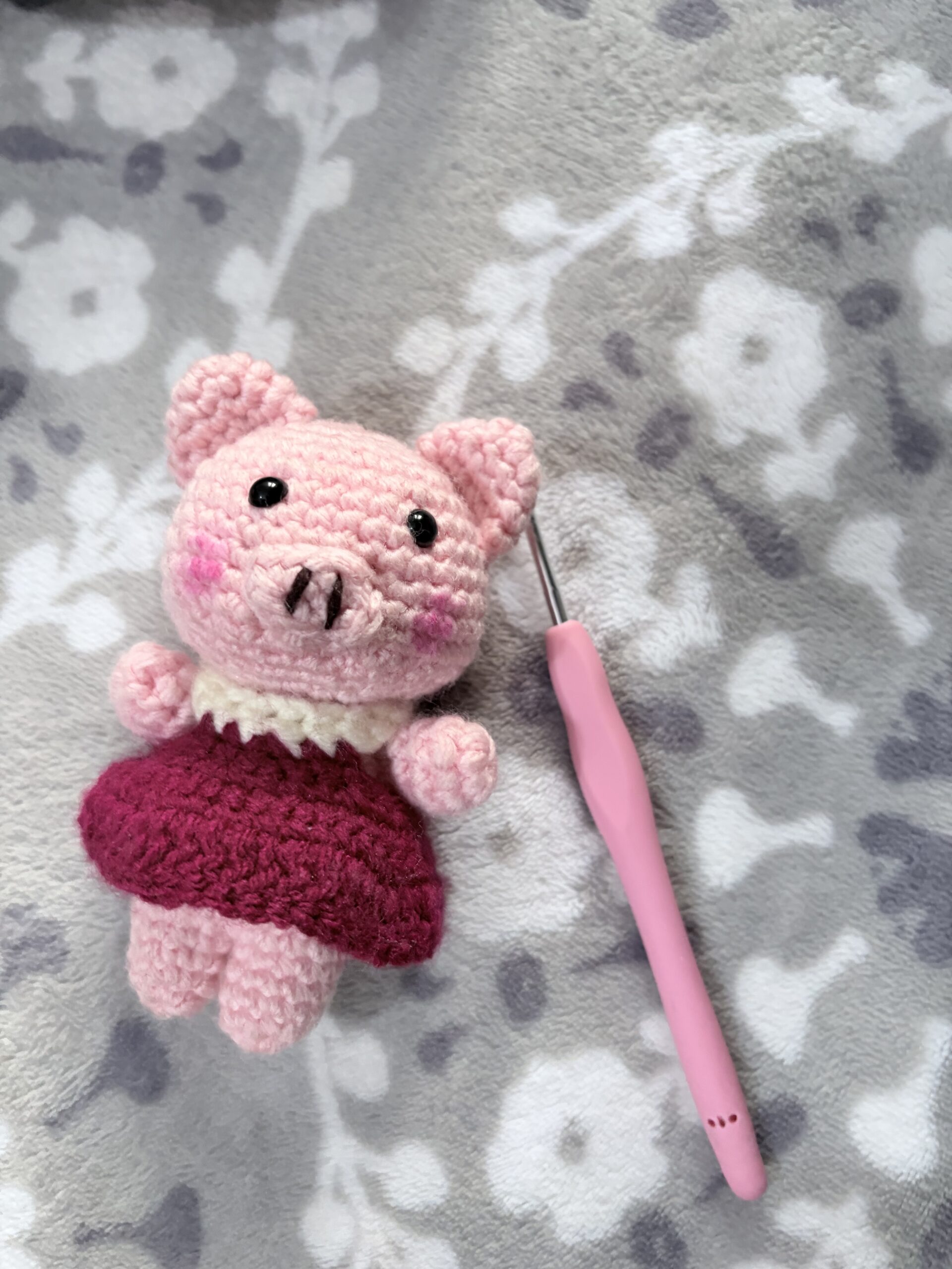 blushie piggy crochet plushie